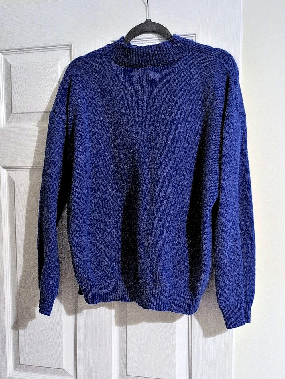 SHEIN Blue Crewneck Sweater Size 8/10 Large Like New